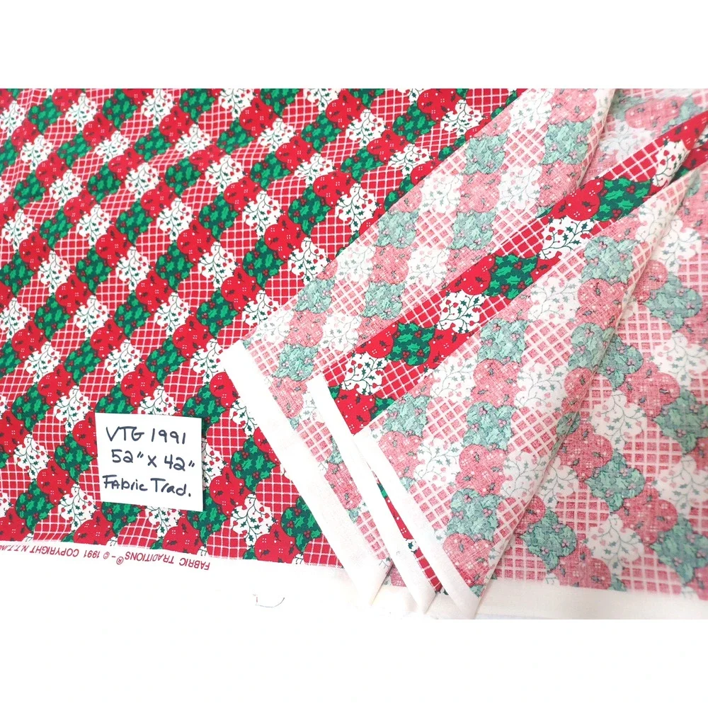 VTG Fabric Trad. Holly Red Green Holiday Sewing Craft Fabric 1 Pc 52
